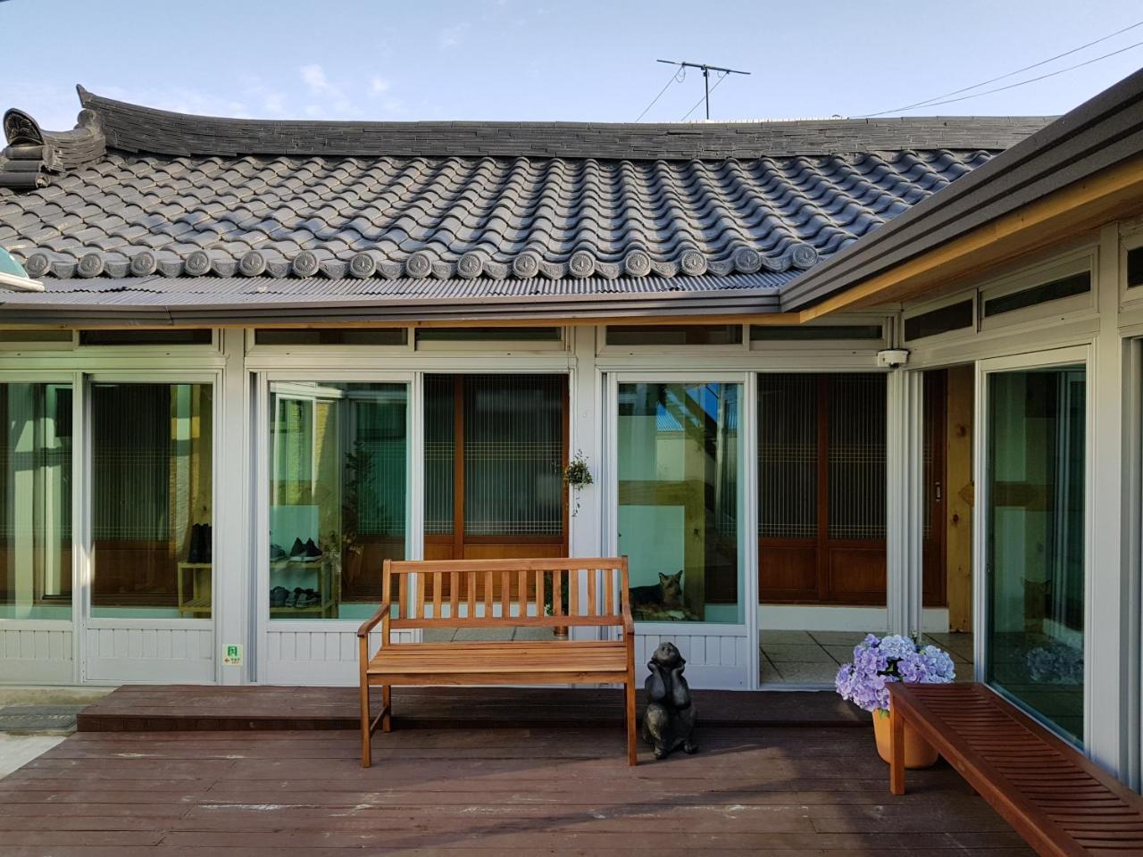 Dal Garam Guesthouse Гангнеунг Екстериор снимка