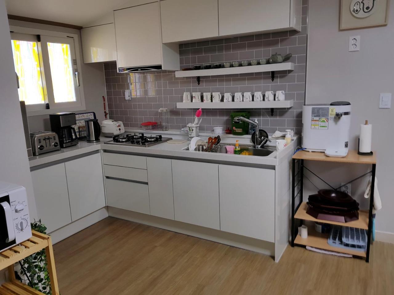 Dal Garam Guesthouse Гангнеунг Екстериор снимка