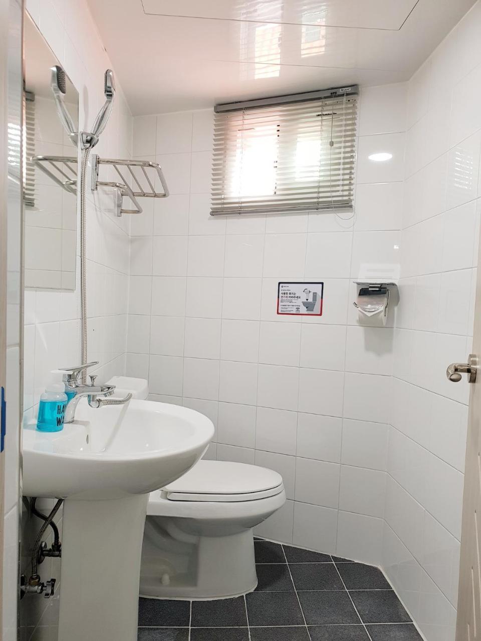 Dal Garam Guesthouse Гангнеунг Екстериор снимка