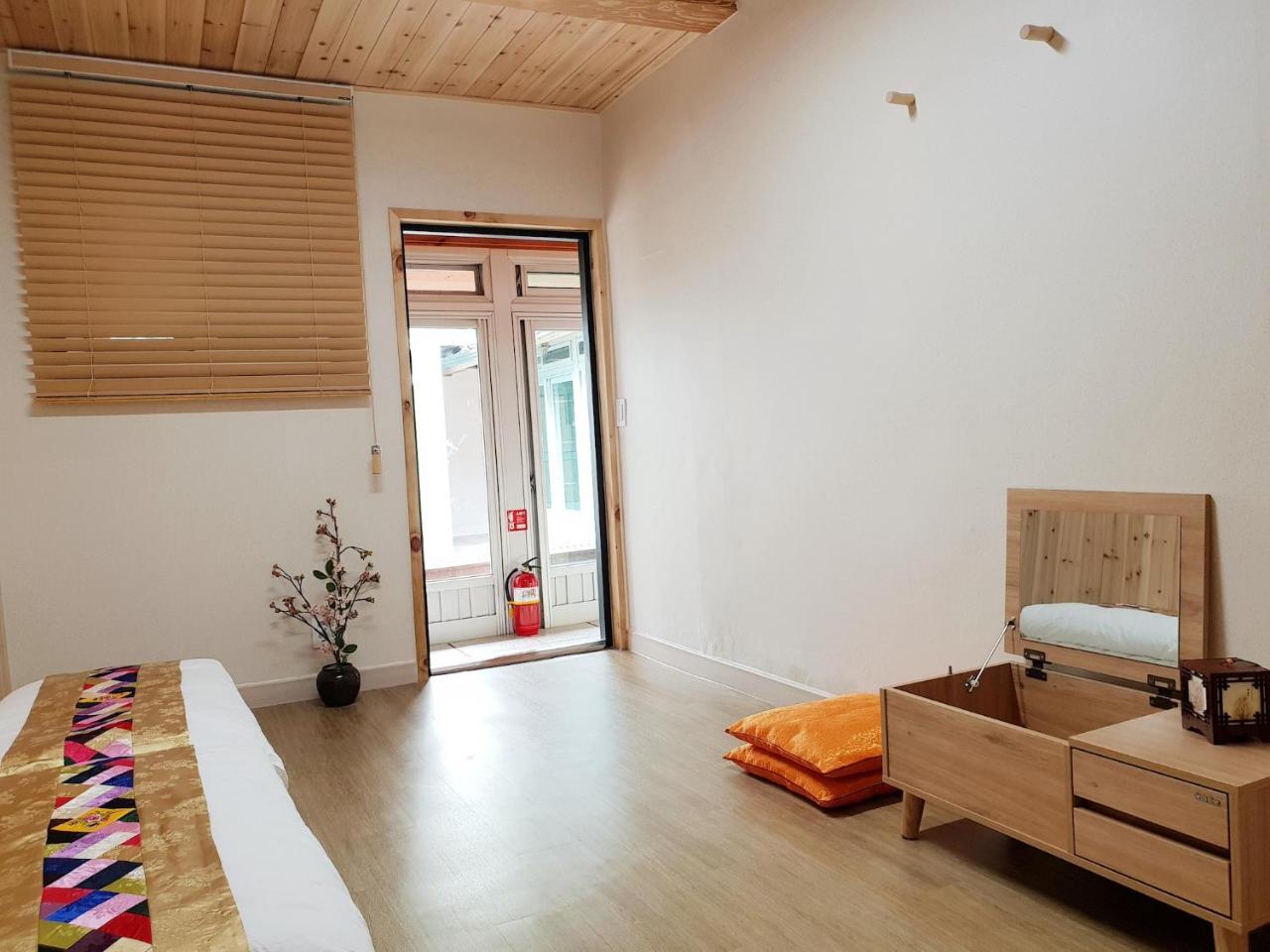 Dal Garam Guesthouse Гангнеунг Екстериор снимка
