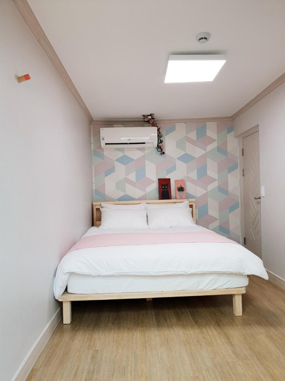 Dal Garam Guesthouse Гангнеунг Екстериор снимка